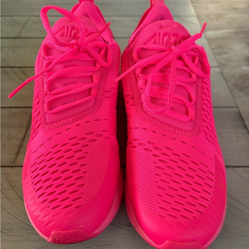 Nike Women's Pink Sneakers